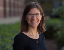 Headshot of Nicole Breazeale '99